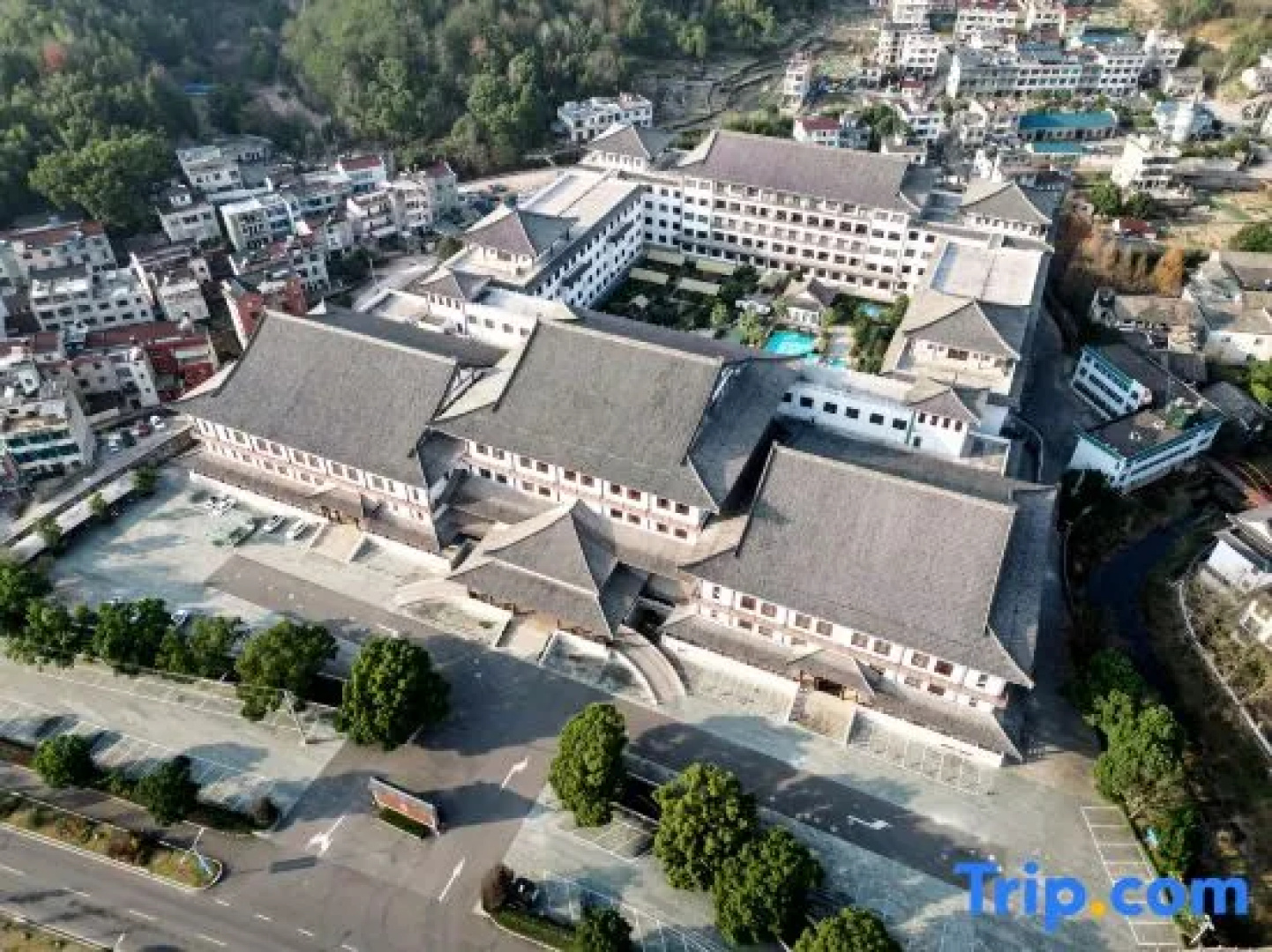 Tiantai Hot Spring Resort
