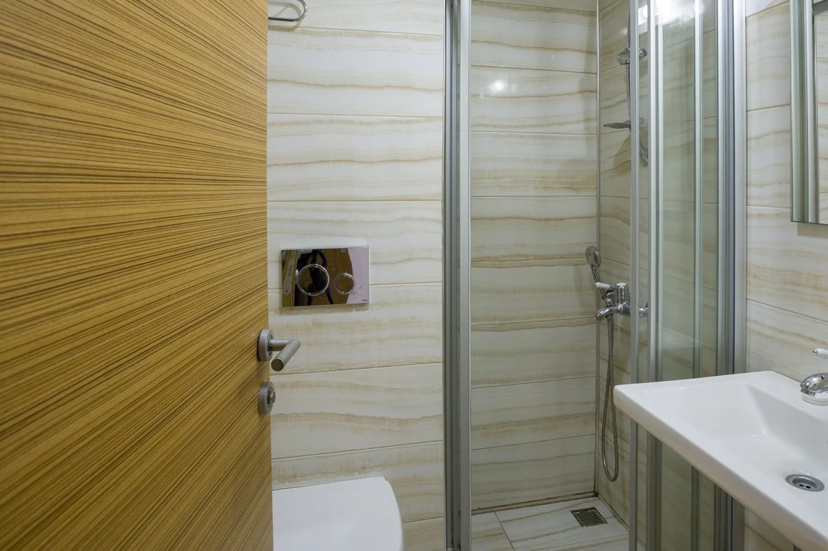 Dragut Point North Hotel