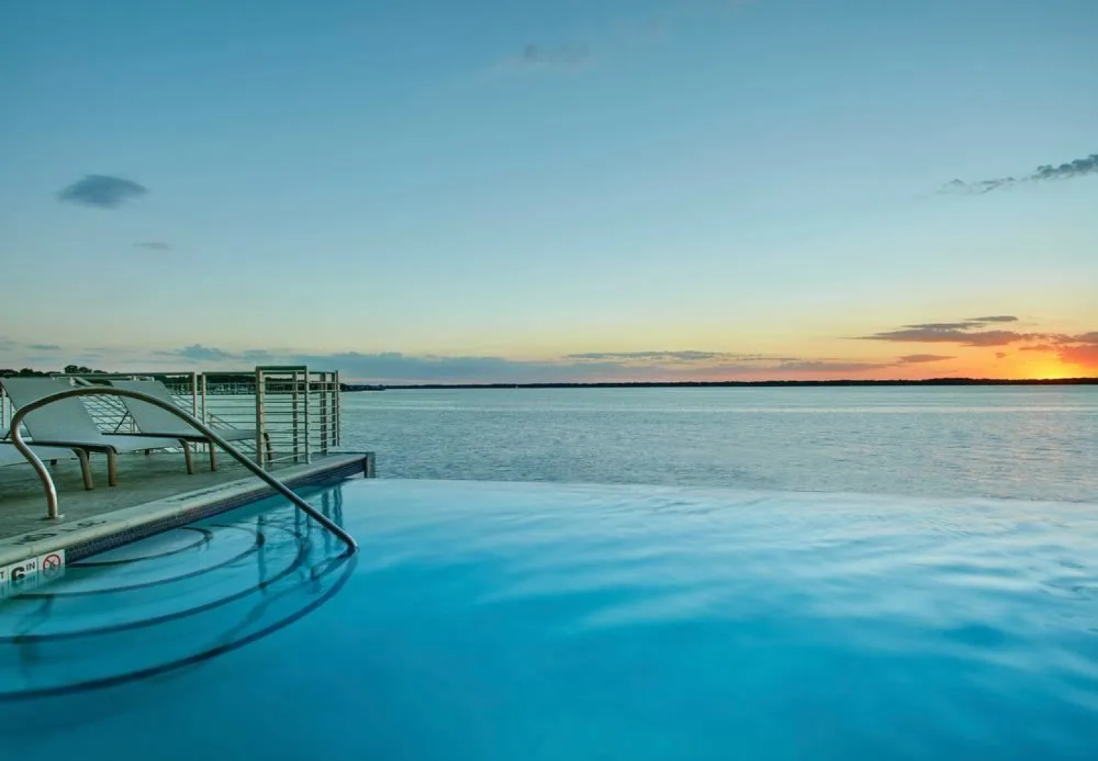 Courtyard Erie Bayfront