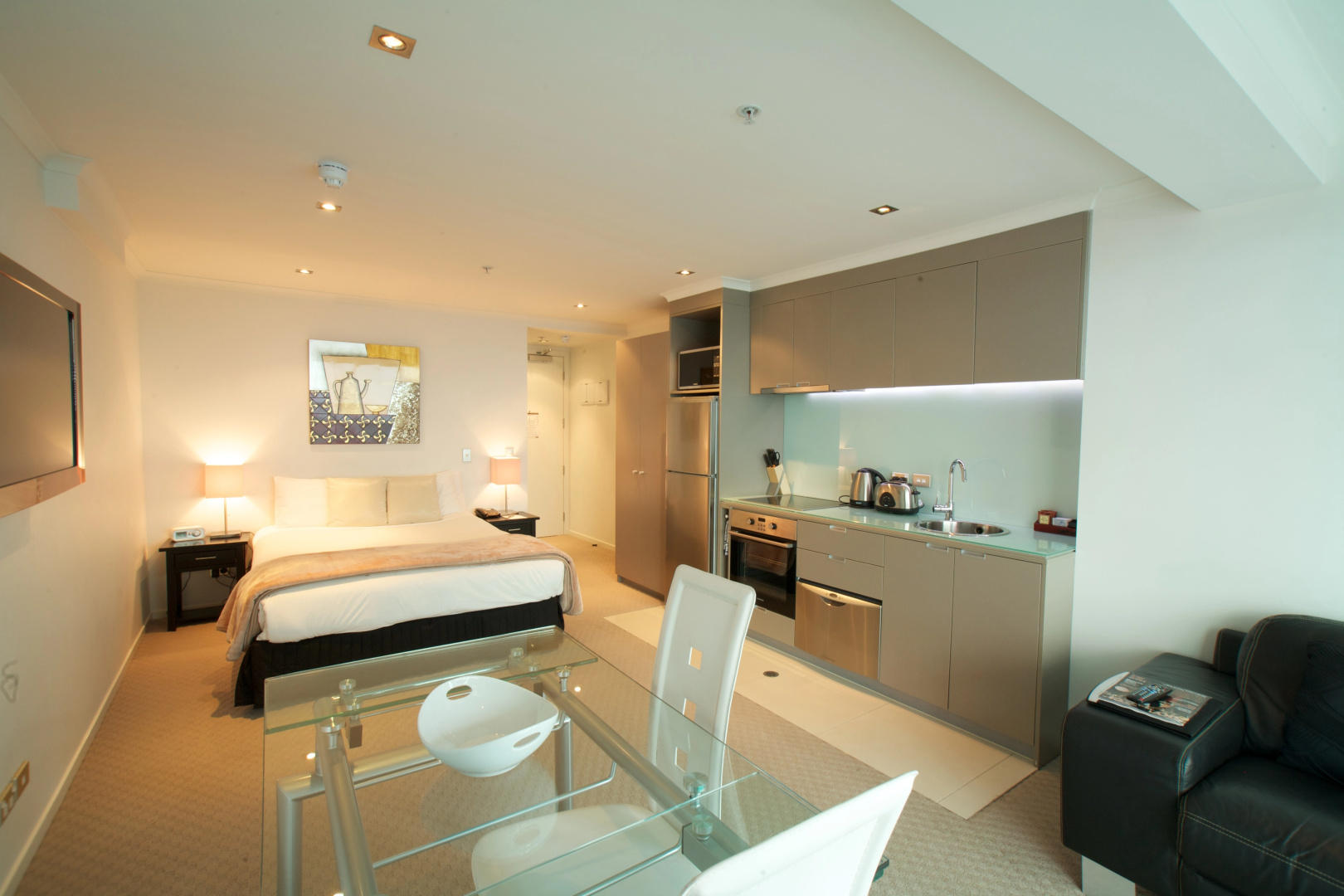 70 Tory Apartment Hotel