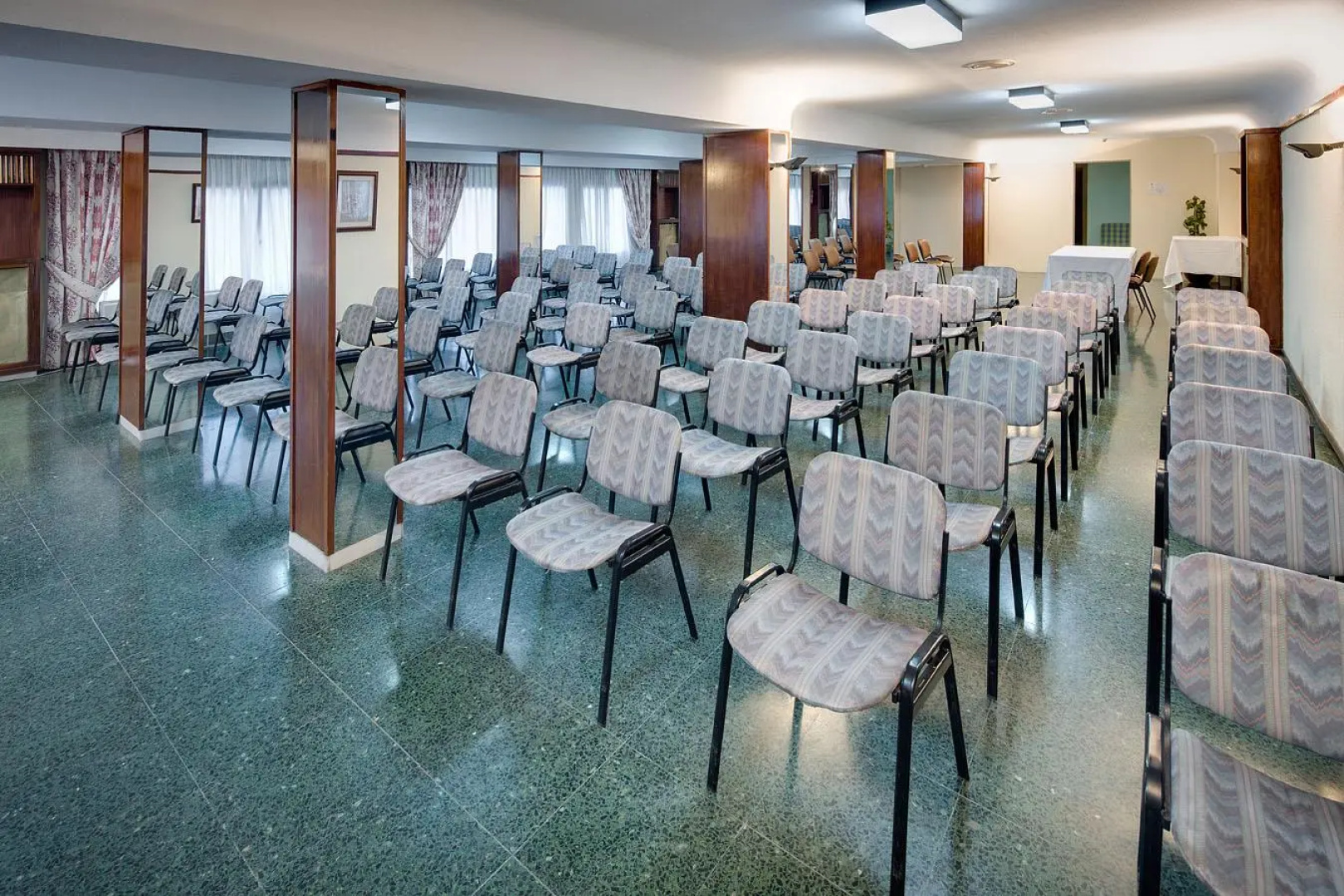 Civera Hotel