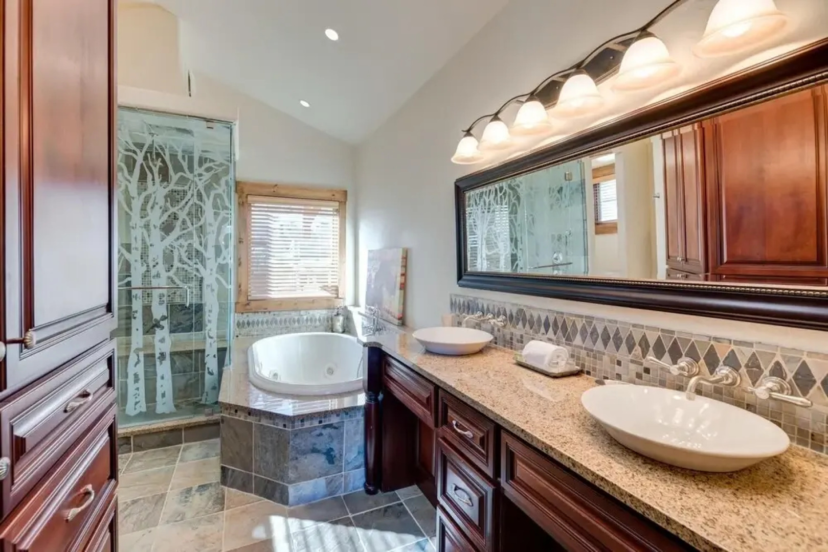 Bear Trail Luxury 5 Bedroom Townhouse