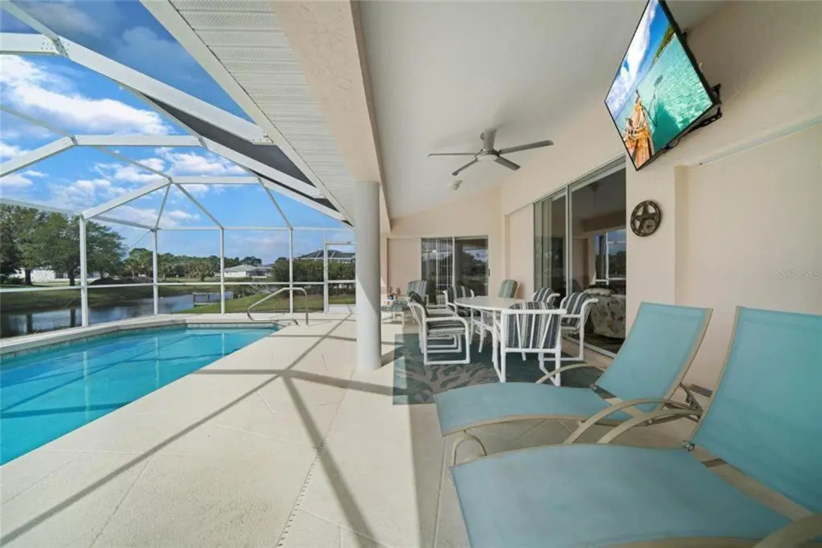 Bella Vista - Private Villa with heated pool - sleeps 6