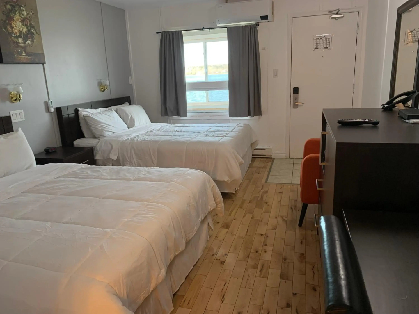 Harbourview Inn, SureStay Collection by Best Western