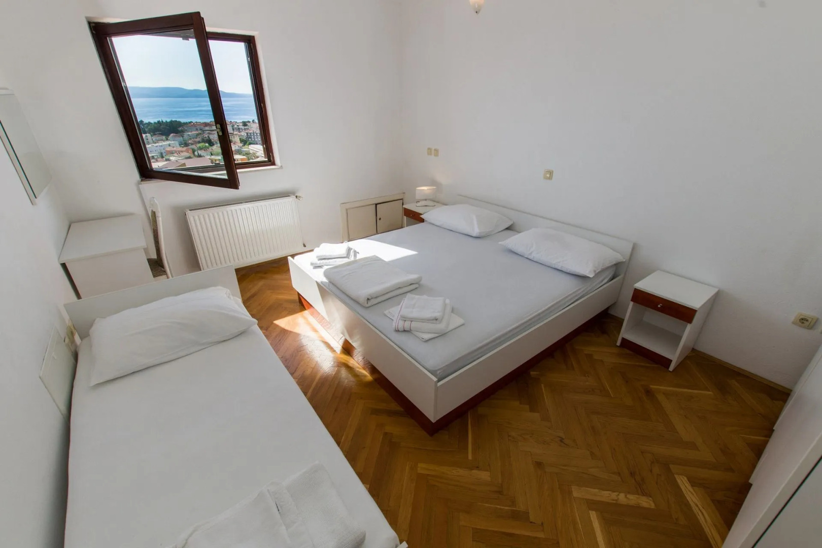 Apartment Prgo - spacious with view & parking: A3  3. kat Makarska, Riviera Makarska