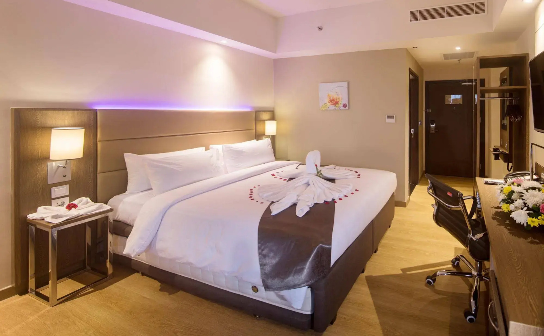 Bigland Hotel & Convention Sentul