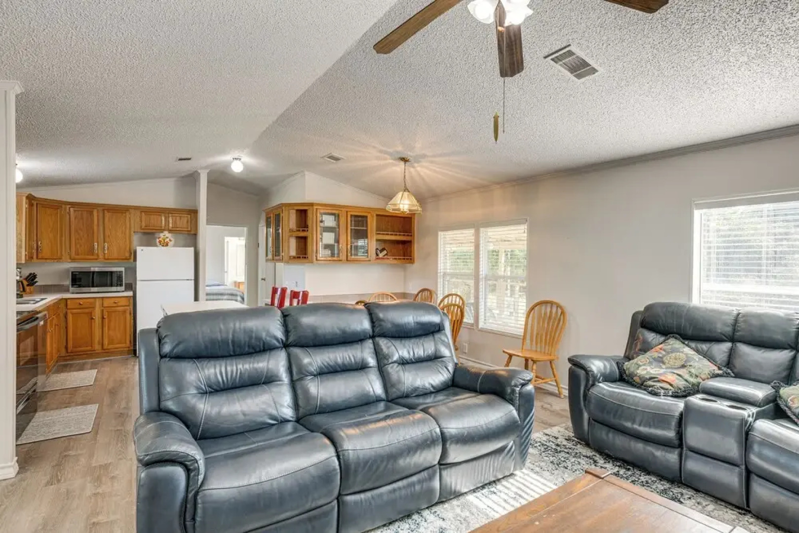 4 Mi to State Park: Peaceful Rockport Home w/ Yard