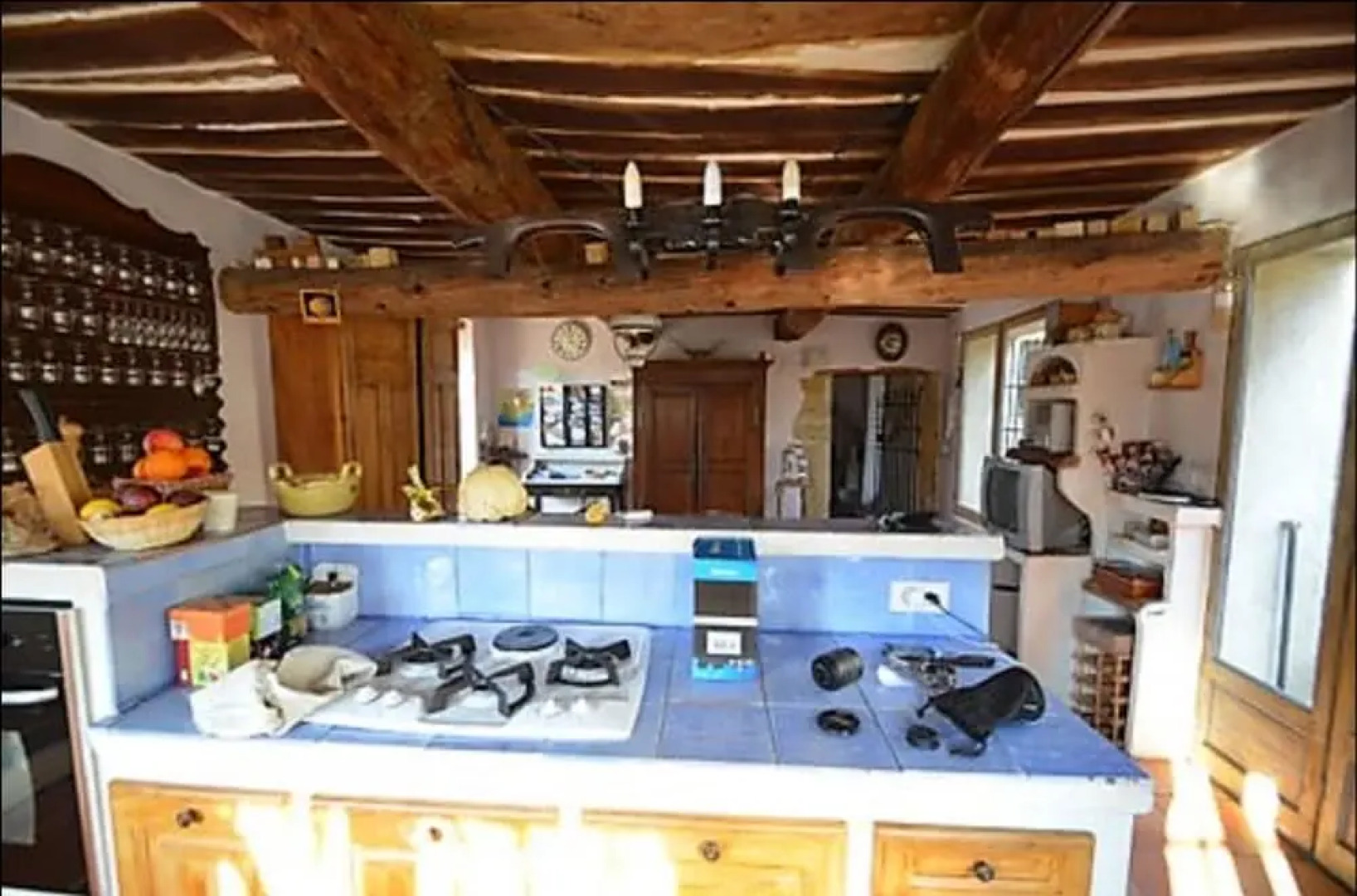 House With 6 Bedrooms in Vaugines, With Private Pool, Furnished Garden