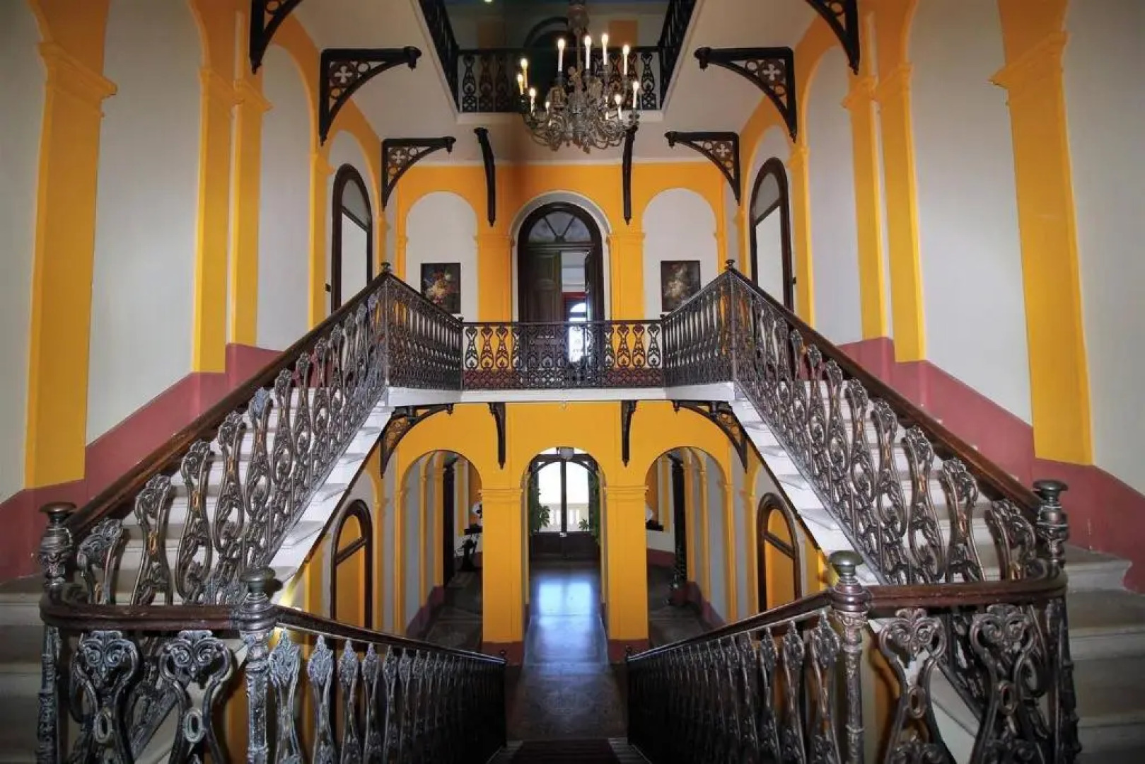 Bellavista Prestigious Apartment With Lake View