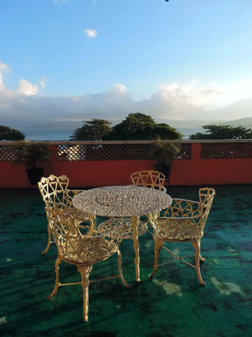 Hotel Juros