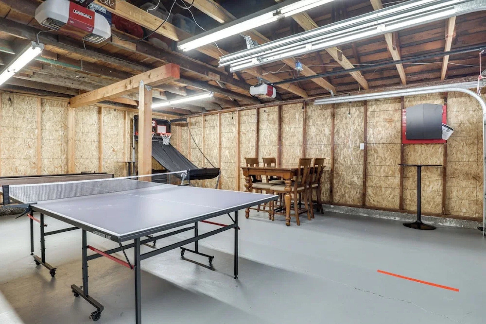 Charming Mcminnville Home - Walk to Wineries!