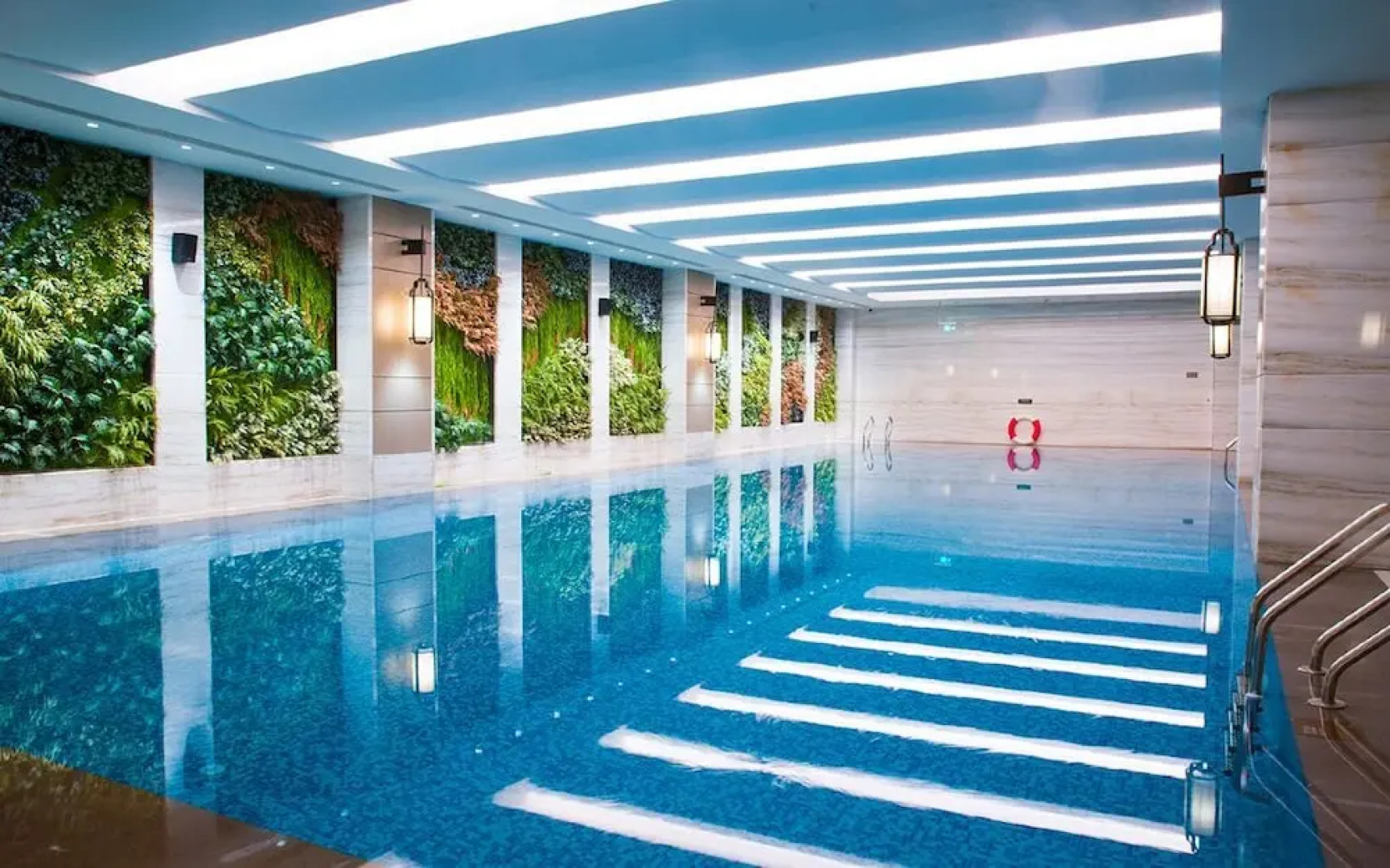 Ladisson Hotel Xinxiang Conference Center