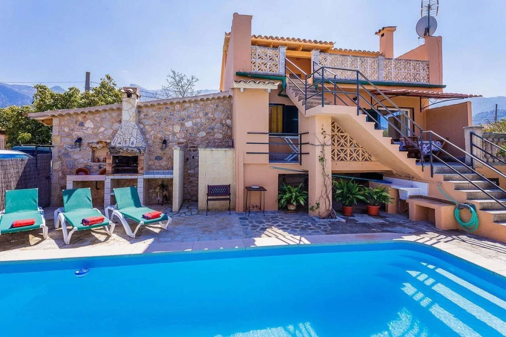 Holiday Home Can Guida