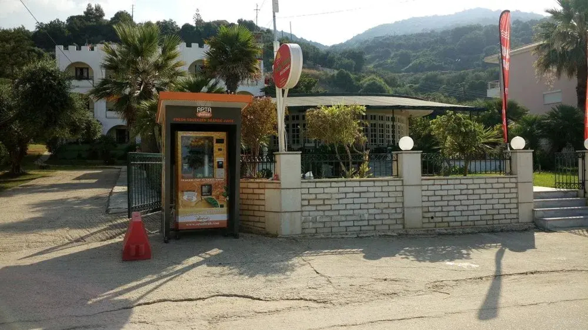 Vrachos Holidays Hotel