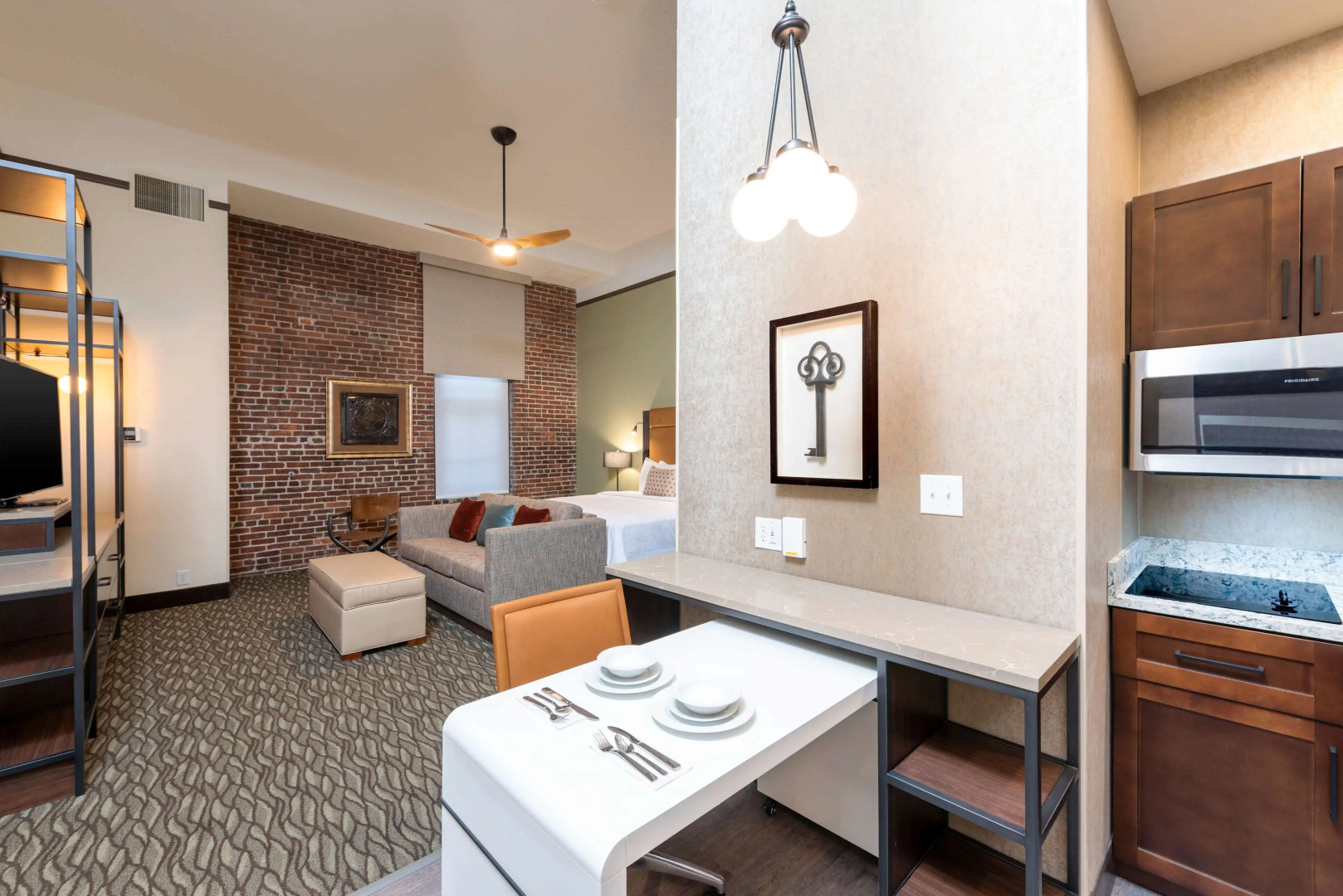 Homewood Suites by Hilton Indianapolis-Downtown