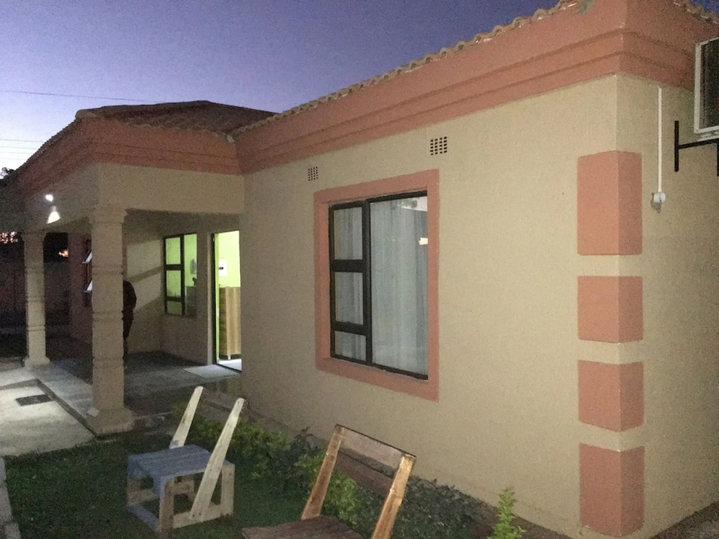 Flower Inn Guest House