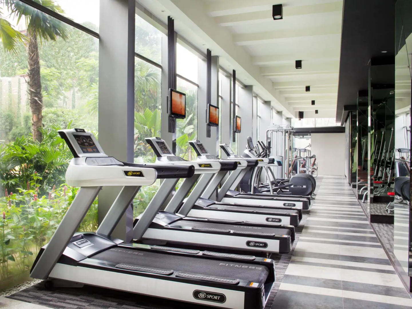 Grande Valore Hotel & Serviced Apartment
