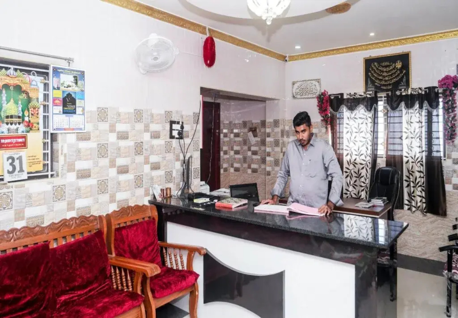 Rasul Royal Home By OYO Rooms