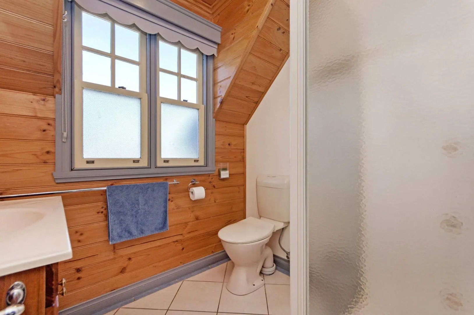 Dunes - elegant beach villa with huge swim spa