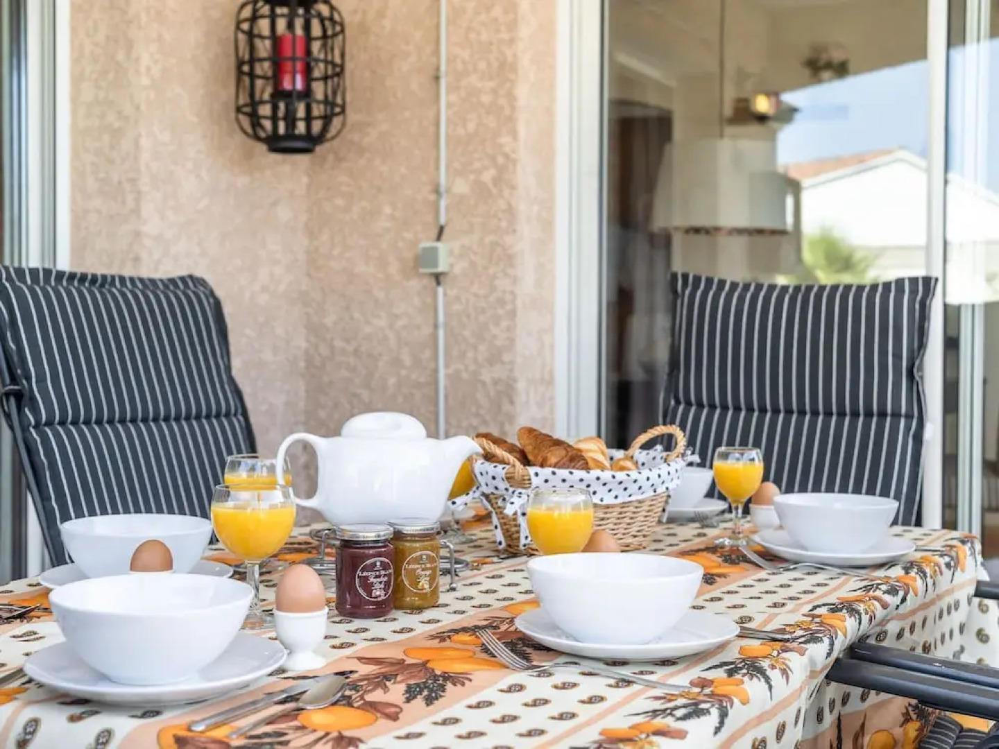 Luxury Villa with Private Swimming Pool in Escales