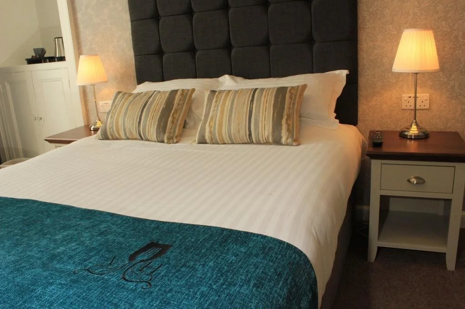 Virginia House Hotel