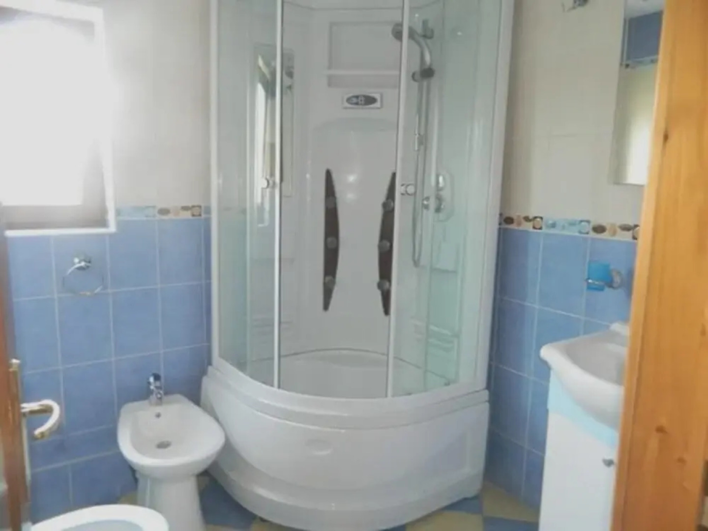 House With 10 Bedrooms in Durău, With Wonderful Mountain View and Enclosed Garden Near the Slopes