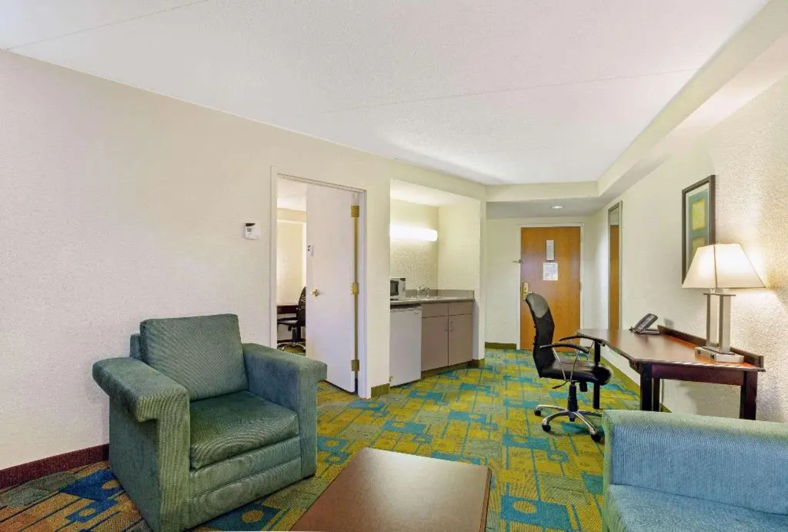 La Quinta Inn And Suites Boston-Somerville