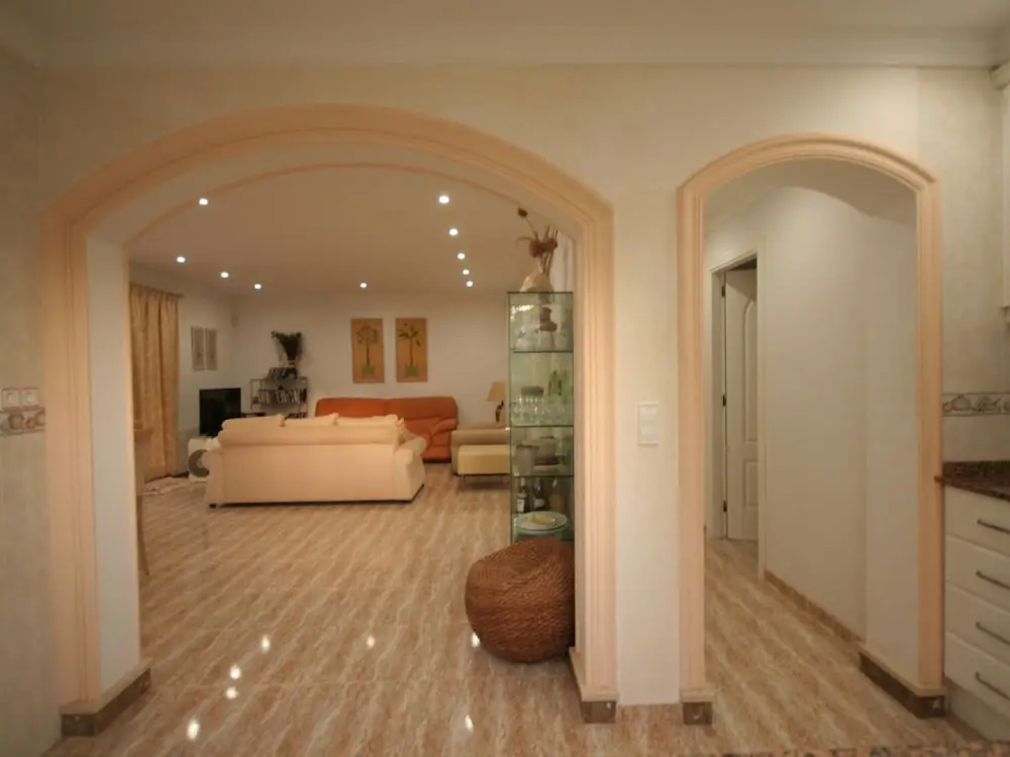 Luxurious Villa with Private Pool in Les Rotes