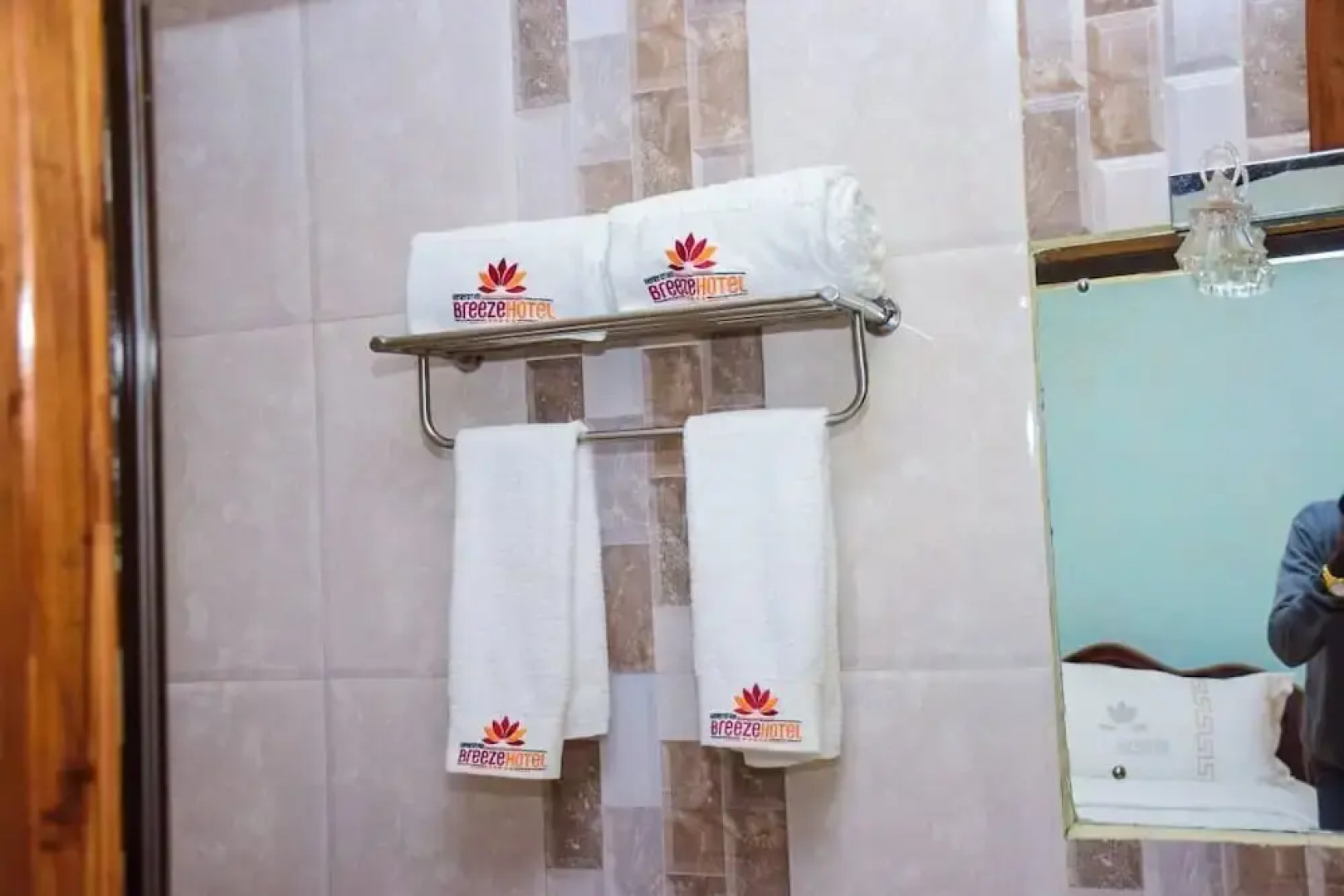 Breeze Hotel Nyahururu