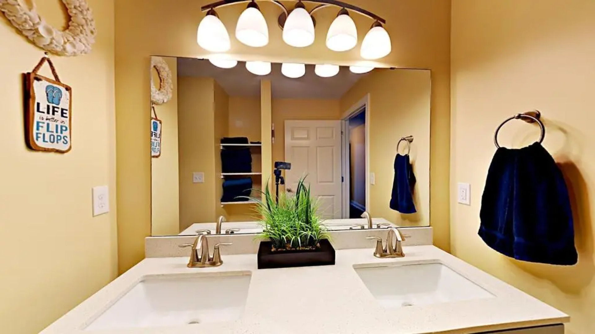 Put-in-Bay Waterfront Condo #209