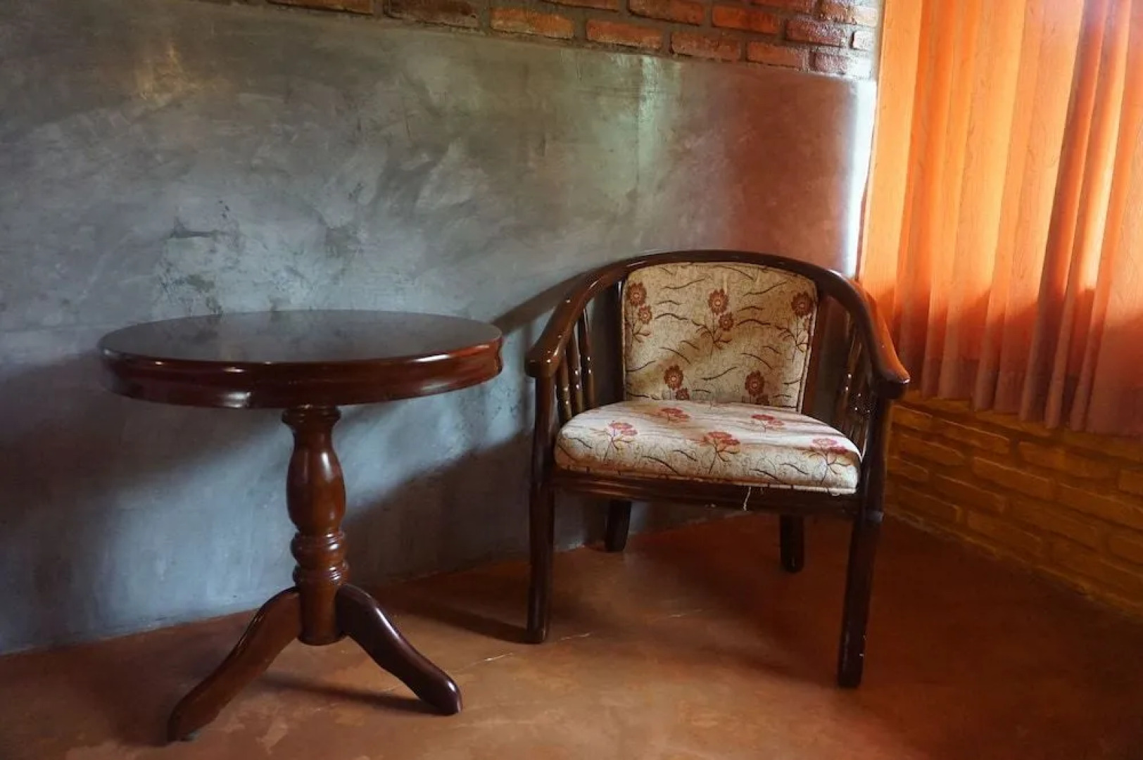 Steelloft  Home Stay