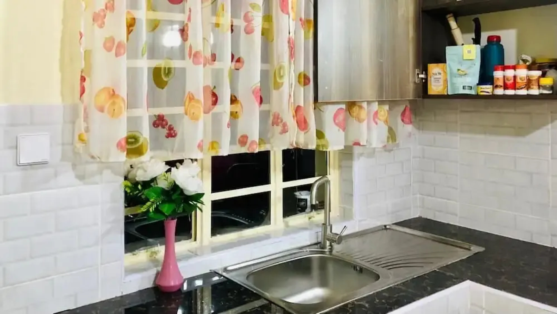 Lux Suites Zion Apartments Homabay