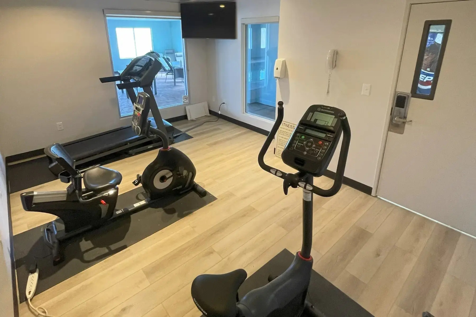 Wingate by Wyndham Dublin Near Claytor Lake State Park