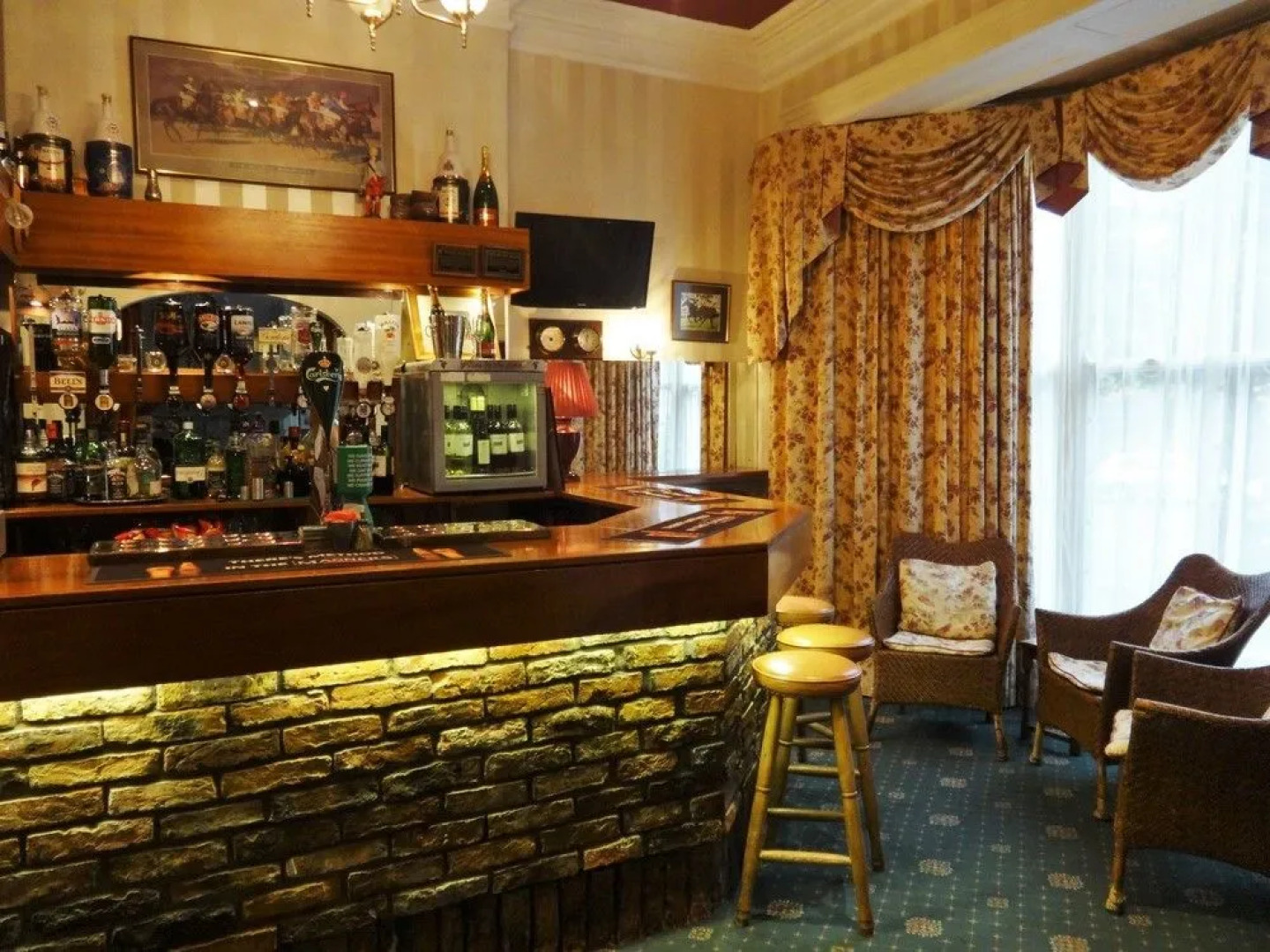 Holgate Hill Hotel