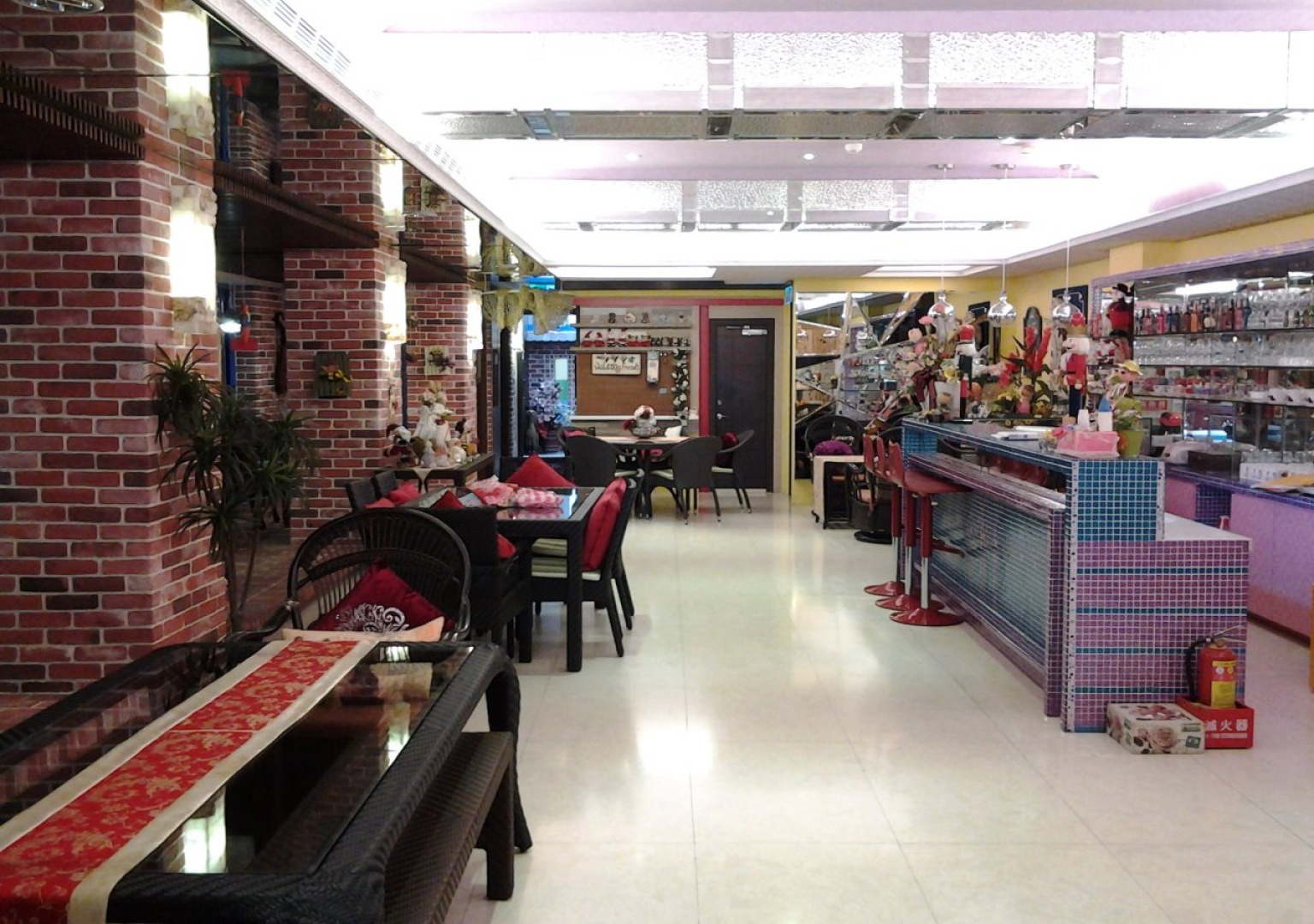 Liz Hotel
