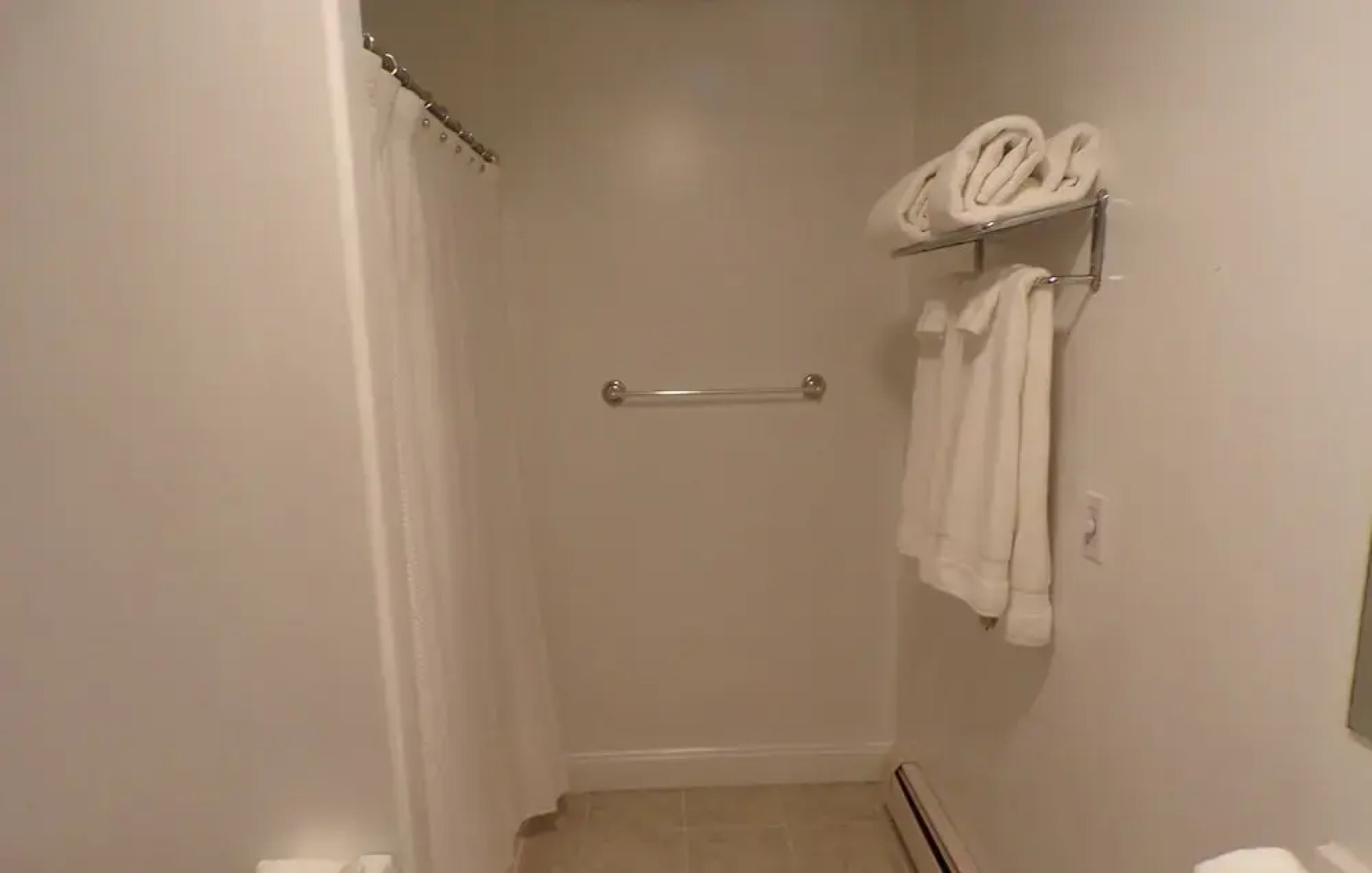 Long House Manor B And B