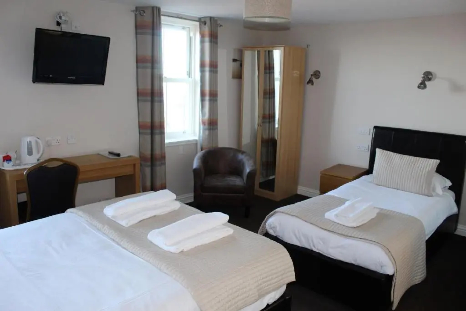 Hillside Hotel Dunbar