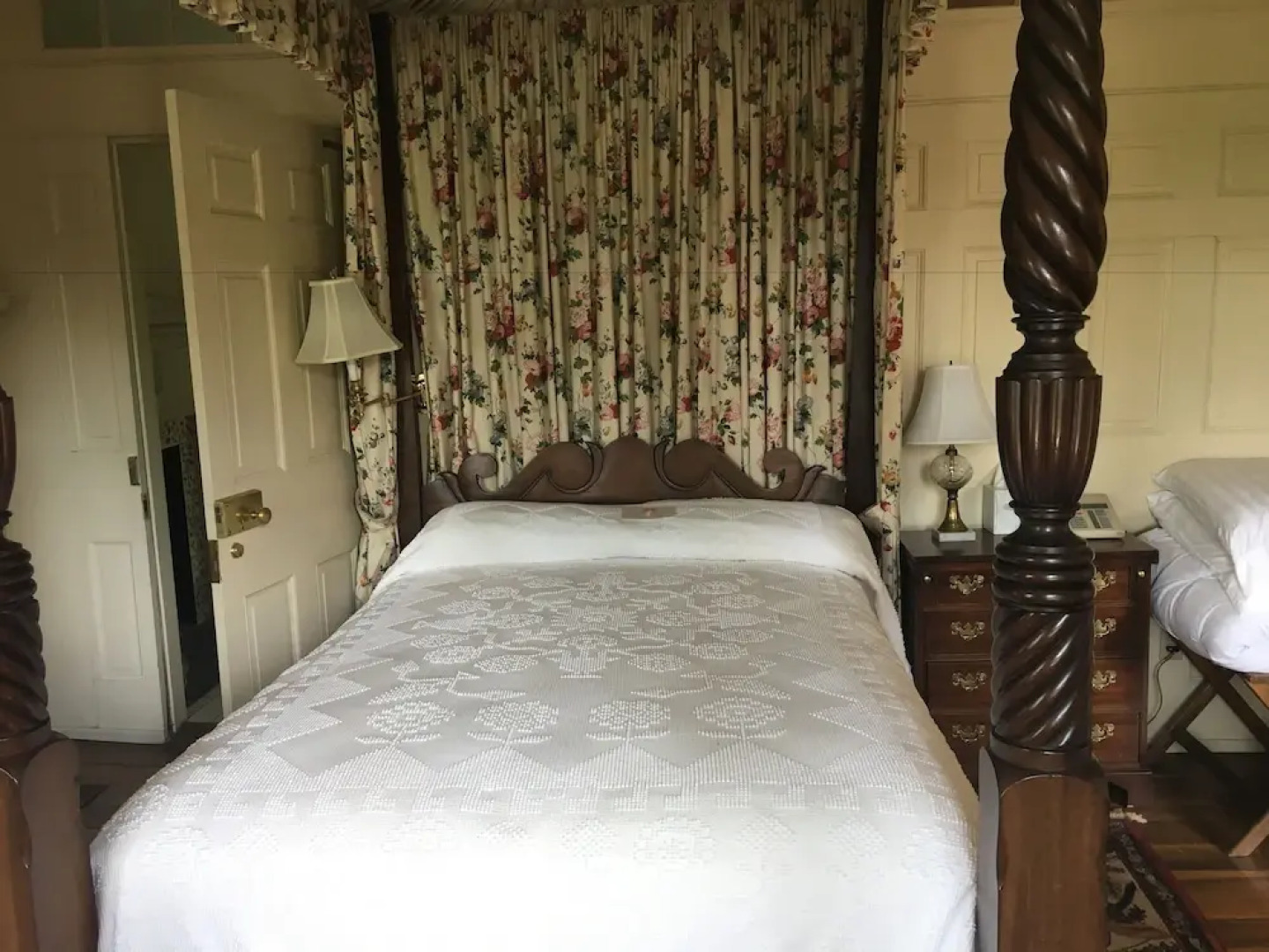 Spread Eagle Tavern and Inn