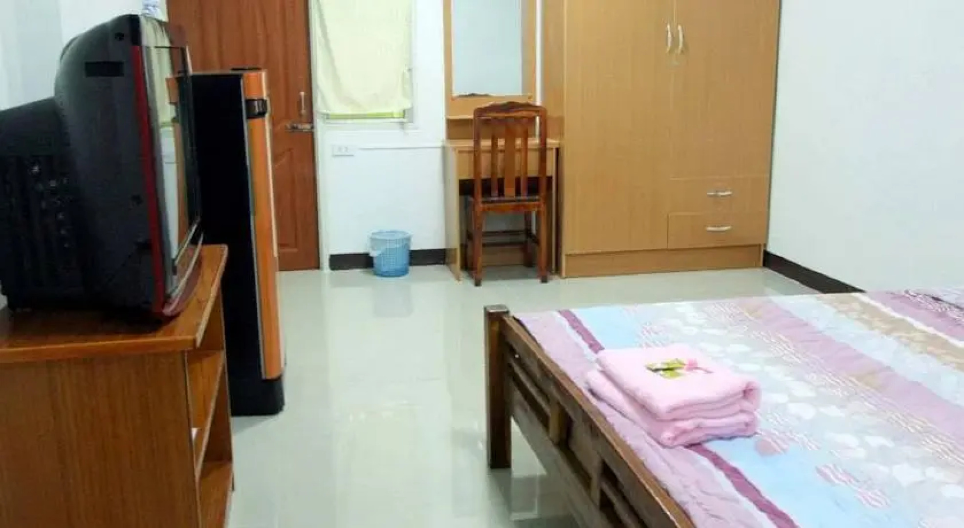 Green Place Apartment