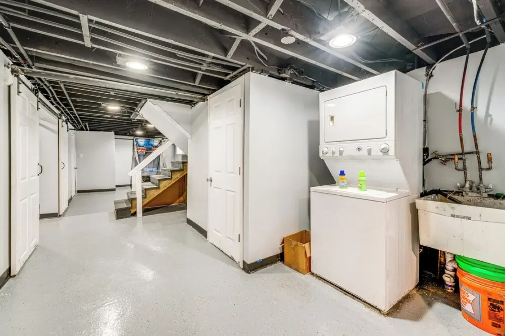 Elegant Detroit Home w/ Yard ~ 5 Mi to Dtwn!