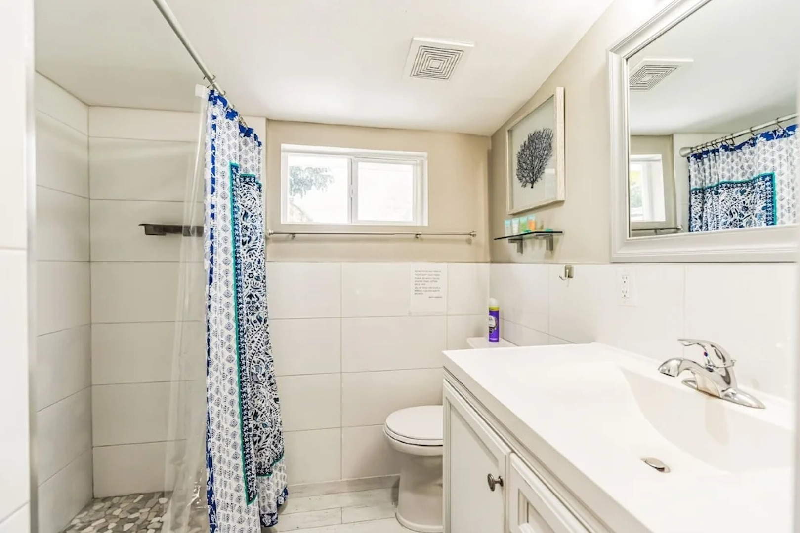 Tropical Oasis Retreat In Oakland Park, Fl 3 Bedroom Home by RedAwning