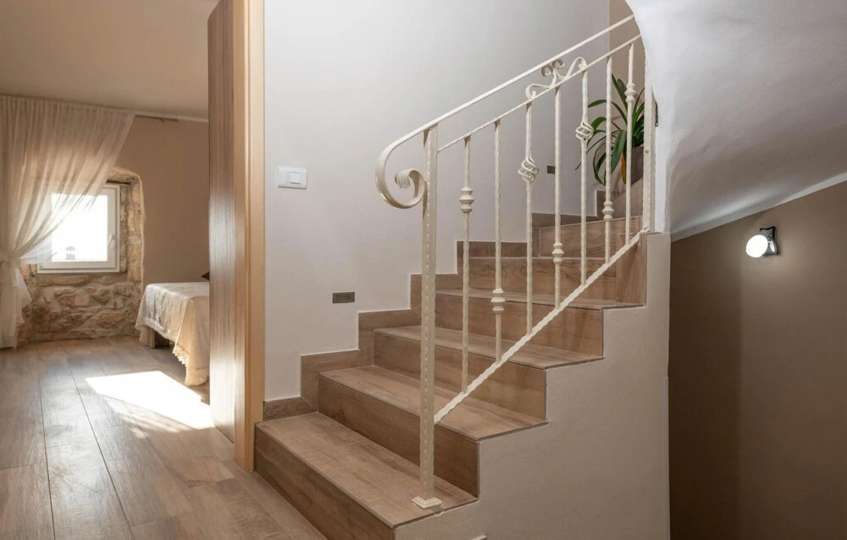 Awesome Home in Orbanici With 4 Bedrooms, Wifi and Outdoor Swimming Pool