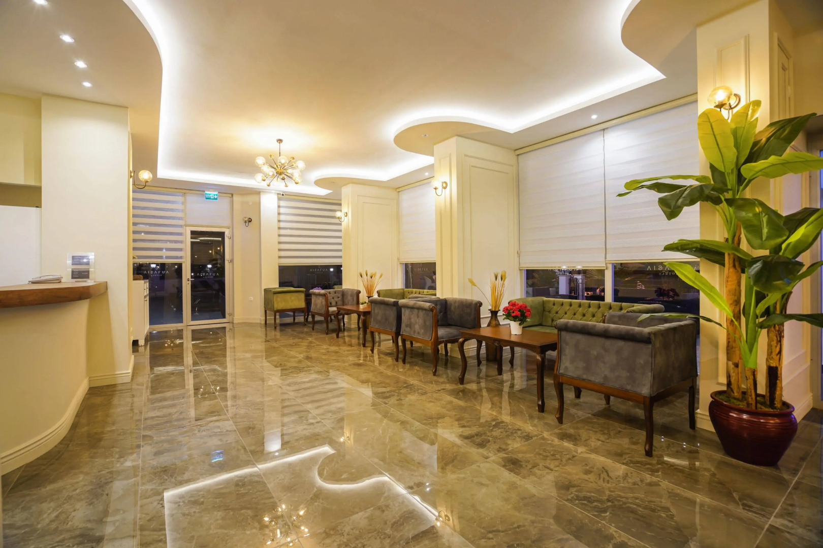Aurasia SeaSide Hotel