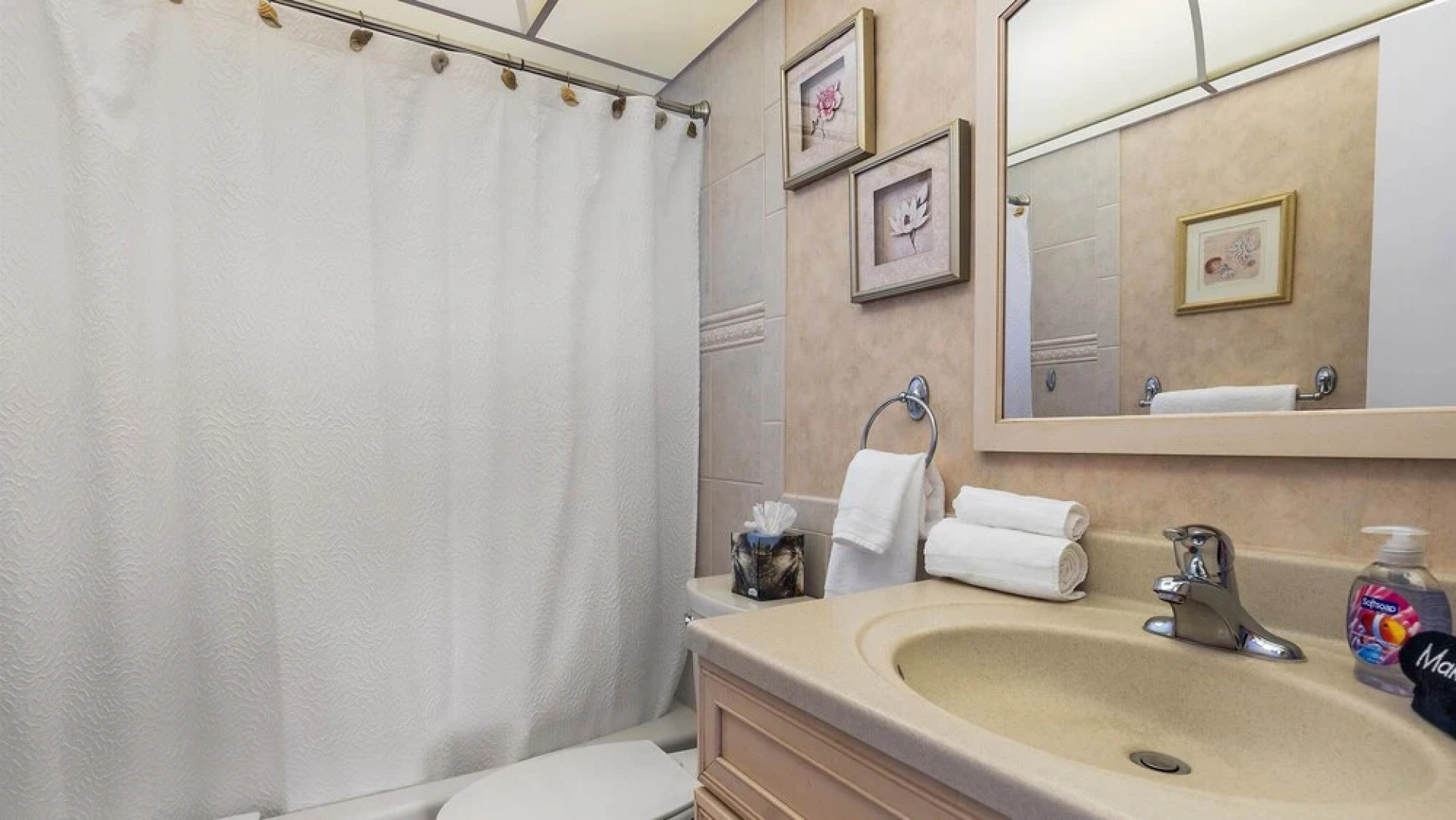 Beach Harbor Hideaway 1 Bedroom Condo by RedAwning