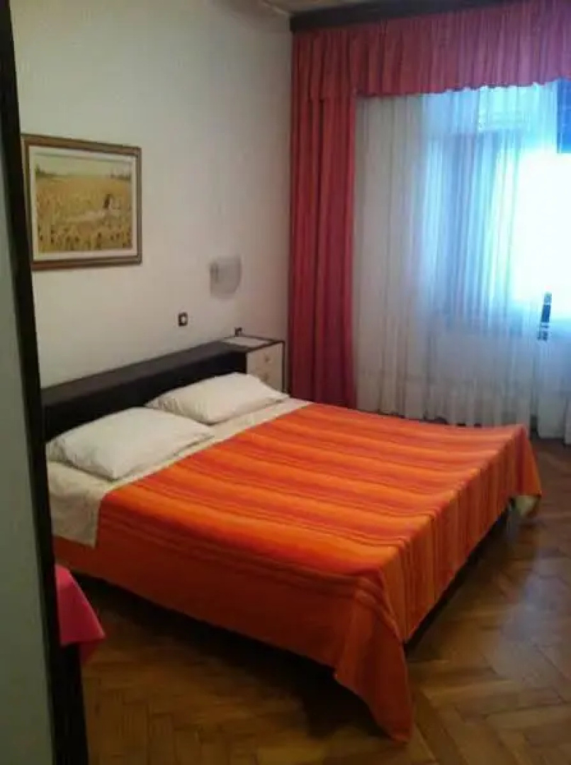 Rooms Aida