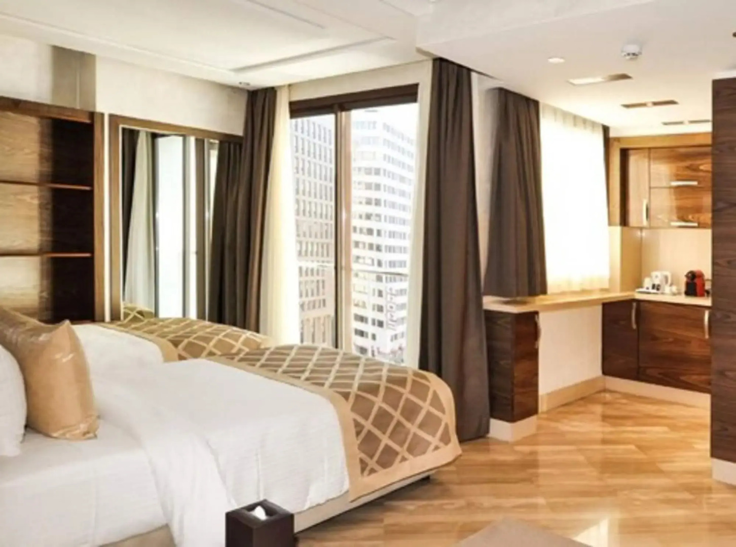 Suite Hotel Casa Diamond