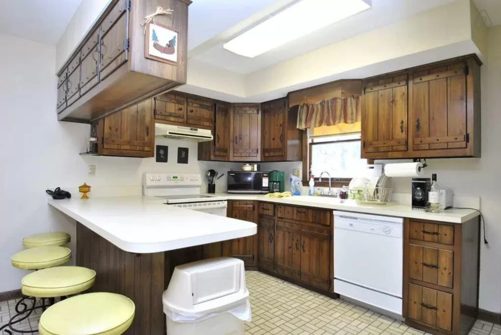 Crystal Ship on Blueberry Hill Home