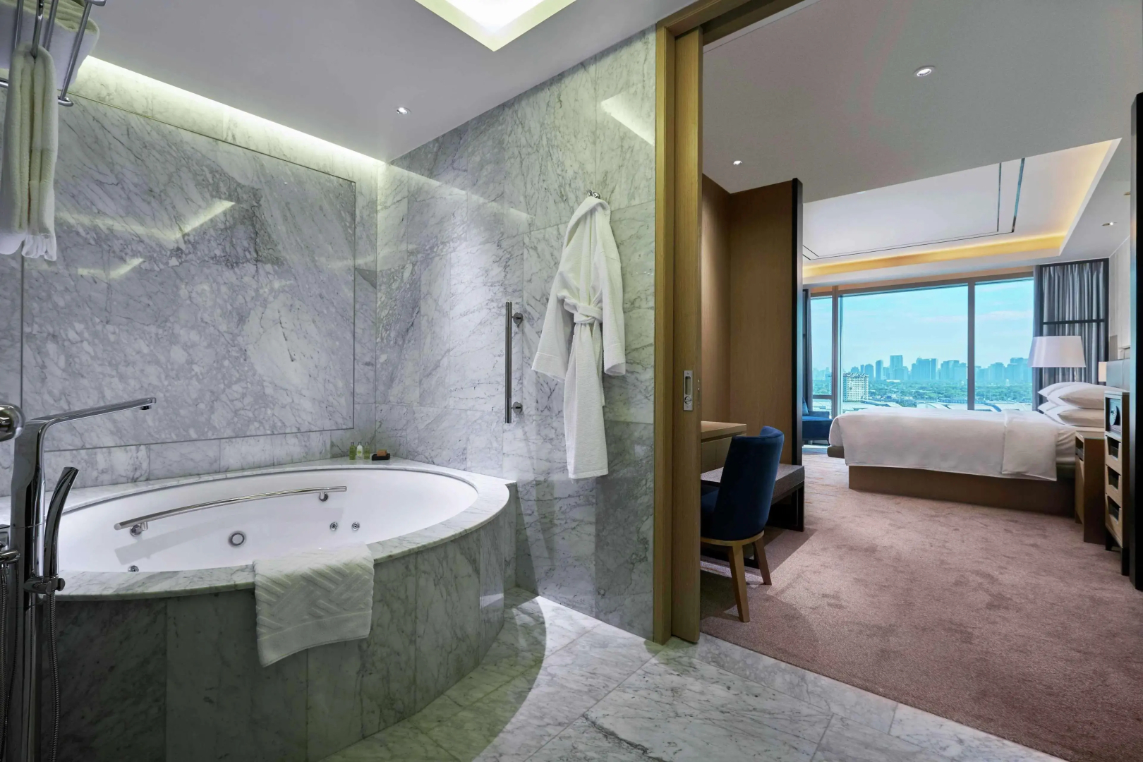 Hilton Manila Newport World Resorts