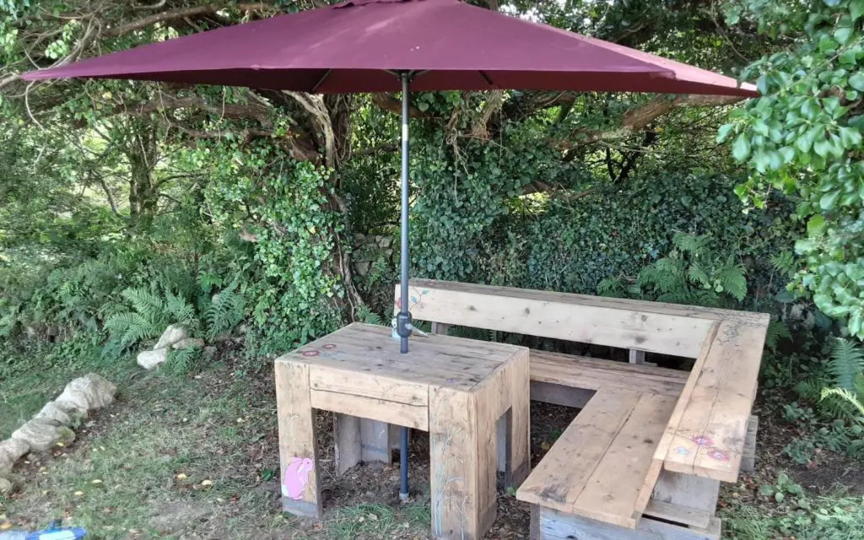 Wesley House Holidays - Choice of 2 Quirky Cottages in 4 private acres