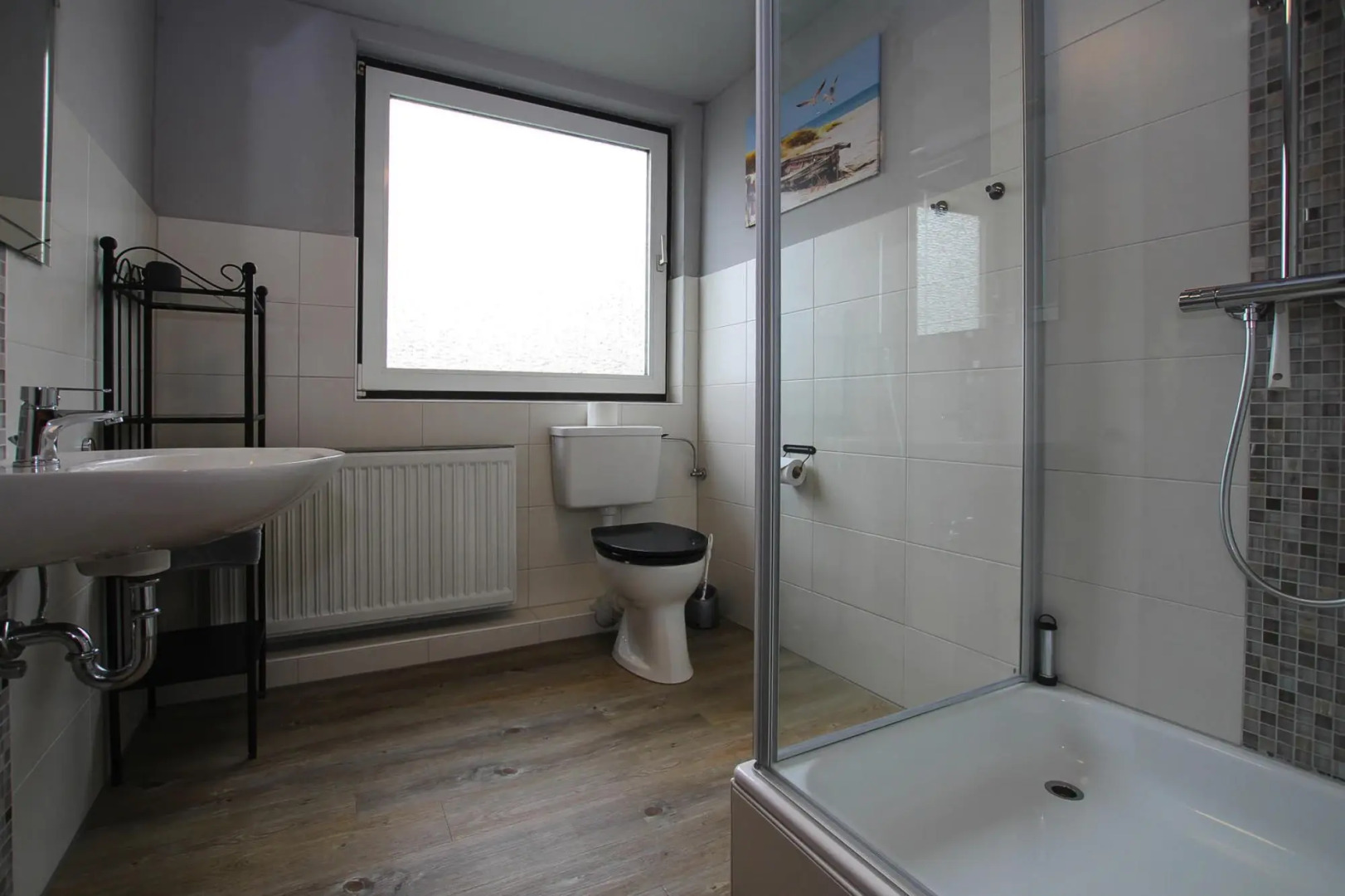 Apartment, Tating in Tating